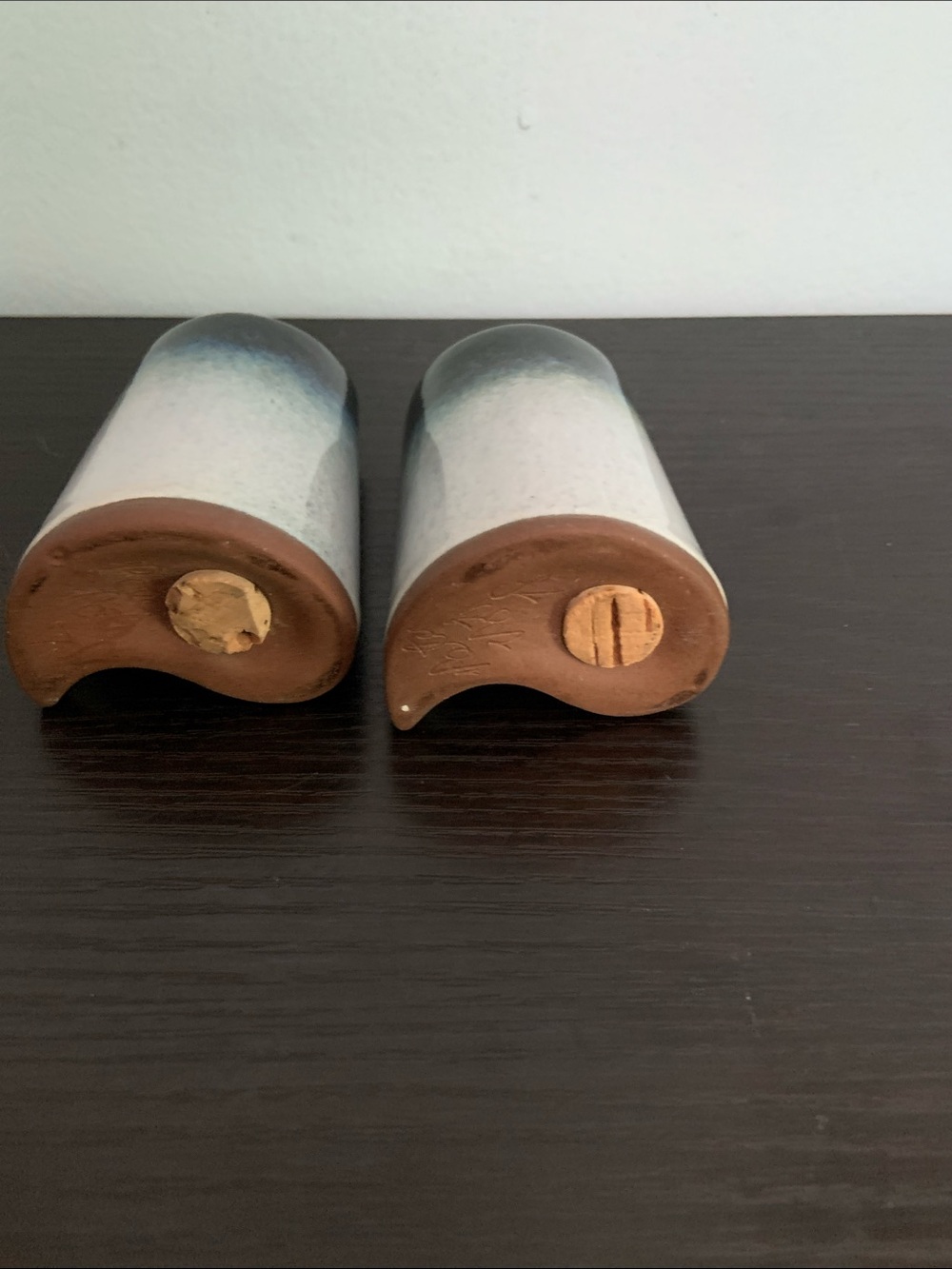 Peter Pots Blue Nesting Salt and Pepper Shaker Set - Picture 5 of 6